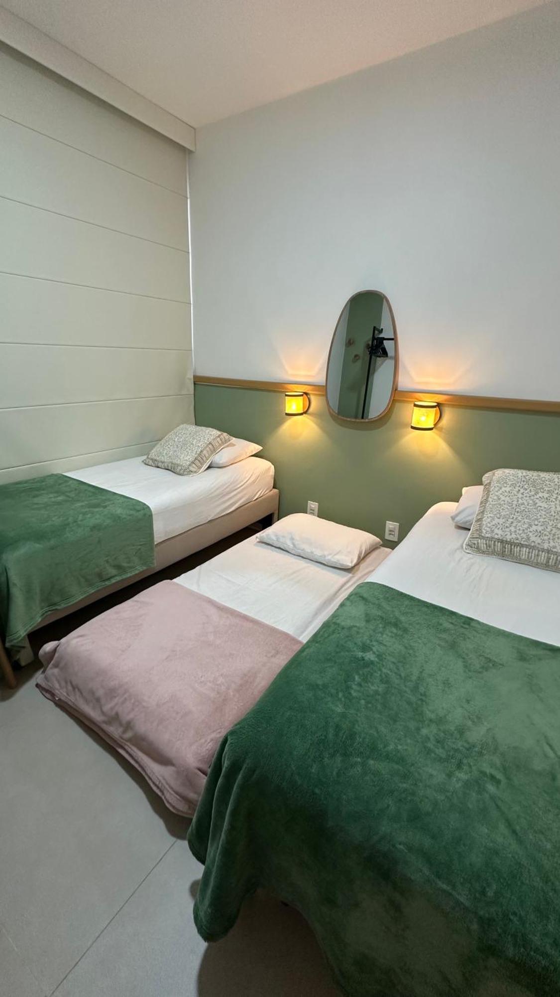 Lindo Apto No Melhor Lugar Da Barra Da Tijuca! Com Uma Vista De Tirar O Folego, Frente Para O Mar! Totalmente Equipado E Decorado Ao Lado Dos Melhores Hoteis E Quiosques Da Barra! Portaria 24H, Piscina, Sauna, Jacuzzi, Academia, Garagem, Wi-Fi, Lavan Rio de Janeiro Exterior photo