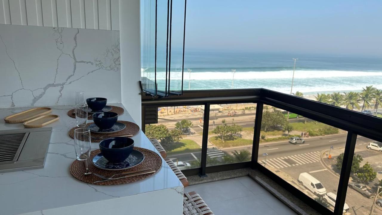 Lindo Apto No Melhor Lugar Da Barra Da Tijuca! Com Uma Vista De Tirar O Folego, Frente Para O Mar! Totalmente Equipado E Decorado Ao Lado Dos Melhores Hoteis E Quiosques Da Barra! Portaria 24H, Piscina, Sauna, Jacuzzi, Academia, Garagem, Wi-Fi, Lavan Rio de Janeiro Exterior photo