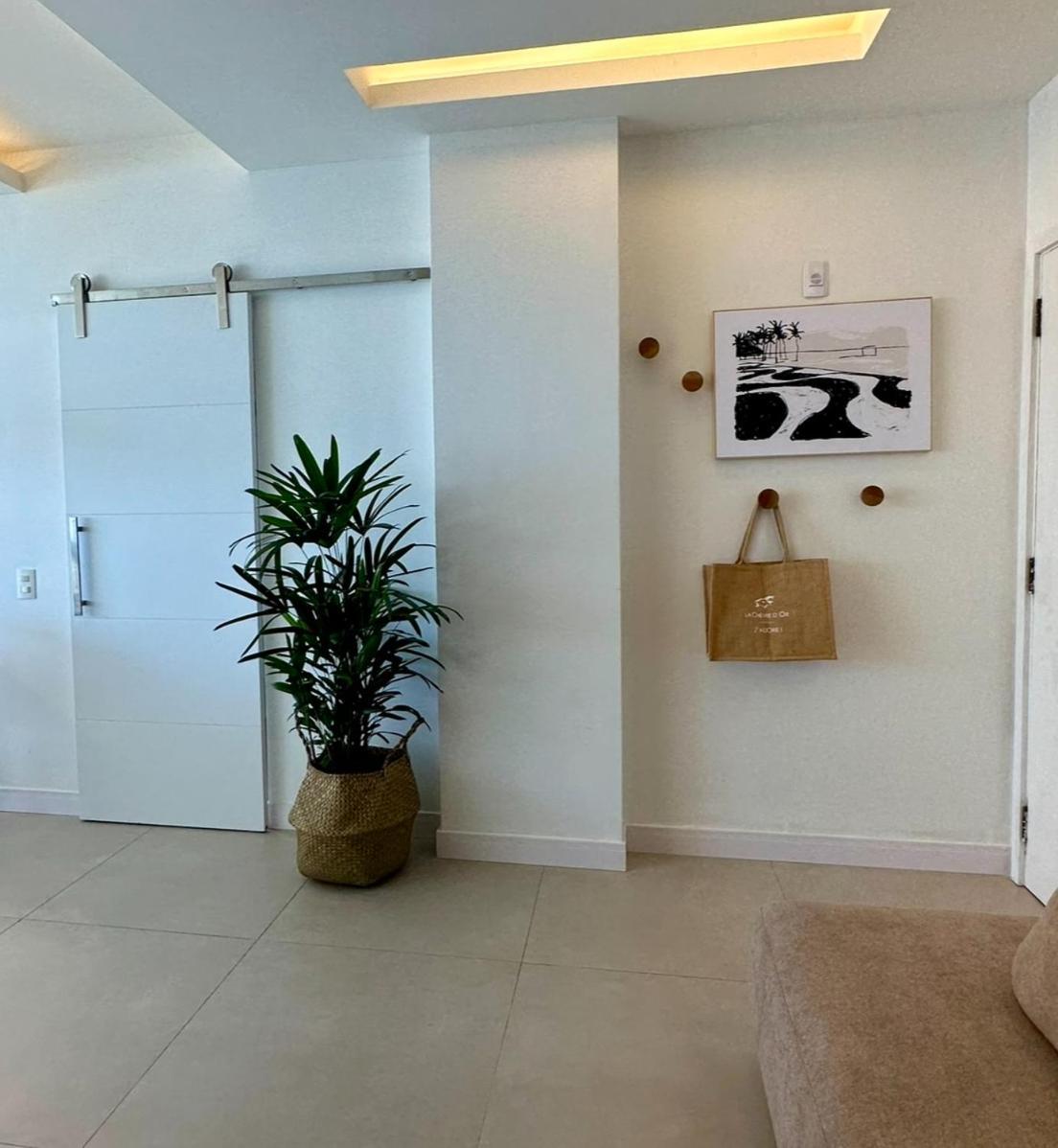 Lindo Apto No Melhor Lugar Da Barra Da Tijuca! Com Uma Vista De Tirar O Folego, Frente Para O Mar! Totalmente Equipado E Decorado Ao Lado Dos Melhores Hoteis E Quiosques Da Barra! Portaria 24H, Piscina, Sauna, Jacuzzi, Academia, Garagem, Wi-Fi, Lavan Rio de Janeiro Exterior photo