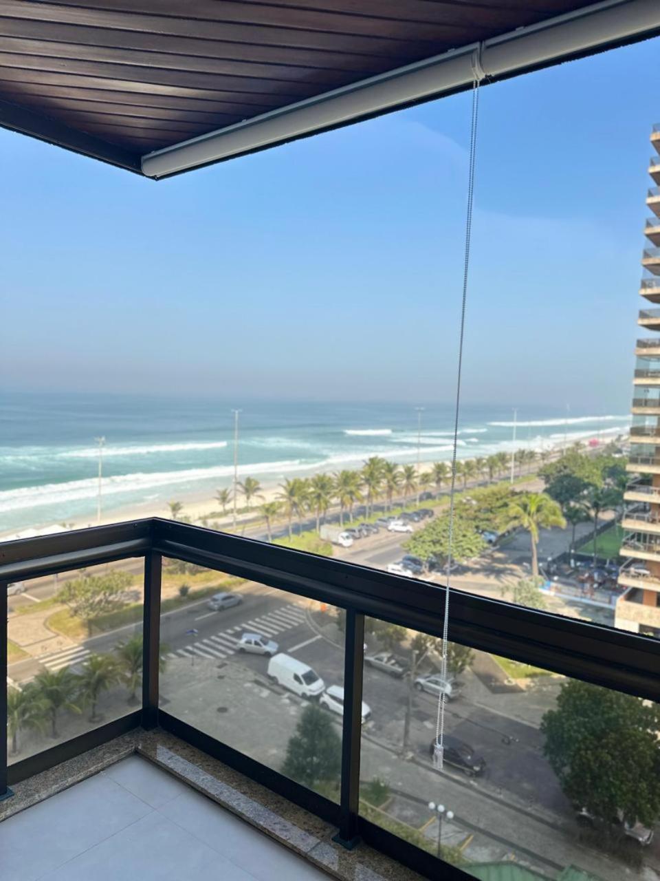 Lindo Apto No Melhor Lugar Da Barra Da Tijuca! Com Uma Vista De Tirar O Folego, Frente Para O Mar! Totalmente Equipado E Decorado Ao Lado Dos Melhores Hoteis E Quiosques Da Barra! Portaria 24H, Piscina, Sauna, Jacuzzi, Academia, Garagem, Wi-Fi, Lavan Rio de Janeiro Exterior photo