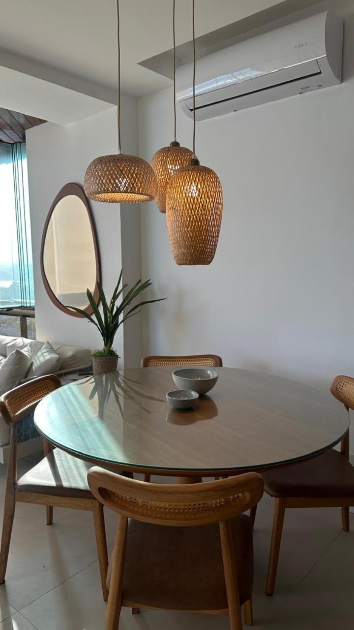 Lindo Apto No Melhor Lugar Da Barra Da Tijuca! Com Uma Vista De Tirar O Folego, Frente Para O Mar! Totalmente Equipado E Decorado Ao Lado Dos Melhores Hoteis E Quiosques Da Barra! Portaria 24H, Piscina, Sauna, Jacuzzi, Academia, Garagem, Wi-Fi, Lavan Rio de Janeiro Exterior photo